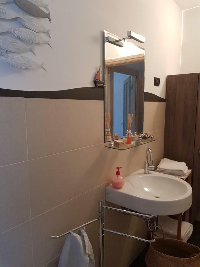 Apartamento Romantica Fuga Con Vista Panoramica Sulla Citta Di Savona Exterior foto