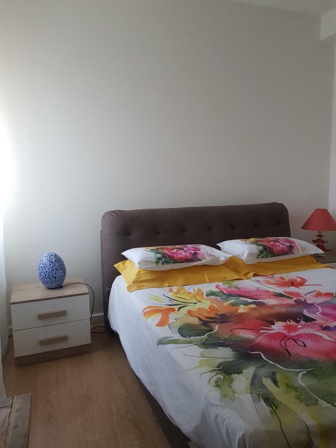 Apartamento Romantica Fuga Con Vista Panoramica Sulla Citta Di Savona Exterior foto